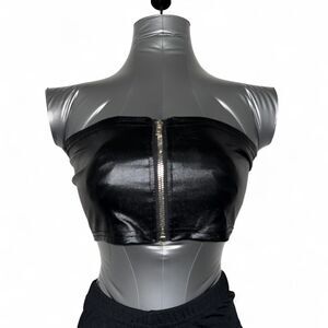 Yesstyle Women's Black Crop-top